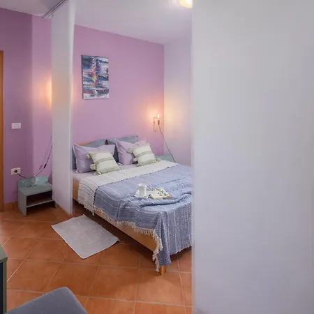 Pet Friendly Home In Buje