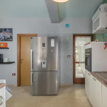 Pet Friendly Home In Buje Buje
