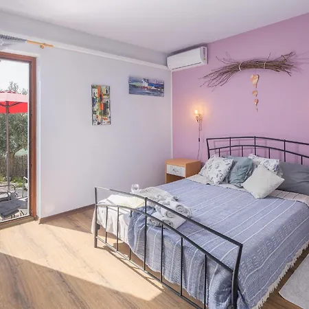 Nice Home In Buje With Wifi