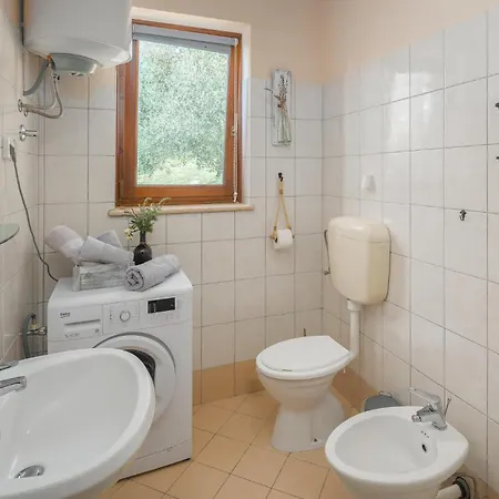 Holiday home Pet Friendly Home In Buje *