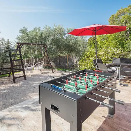 Nice Home In Buje With Wifi Holiday home *